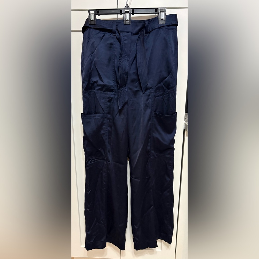 White House Black Market Navy Wide-Leg Satin Cargo Pants size 8 - Picture 2 of 7